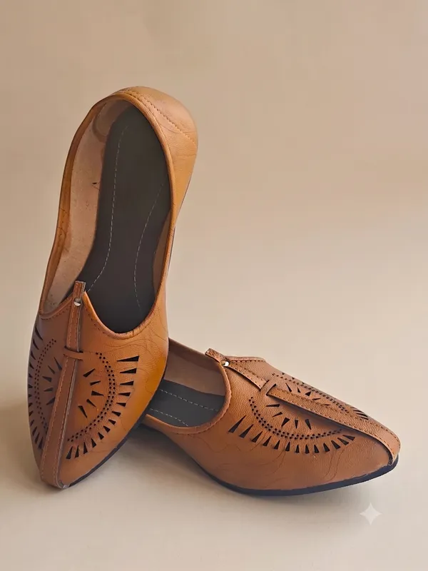 SOLEIL_Ethnic_shoe