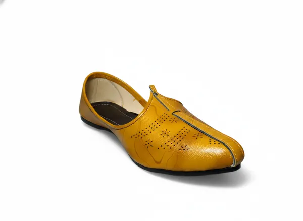 LEGASY_Ethnic_shoe