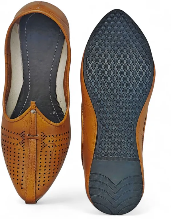 Vestra_Aura_ARROO_Mojaris_For_Men
