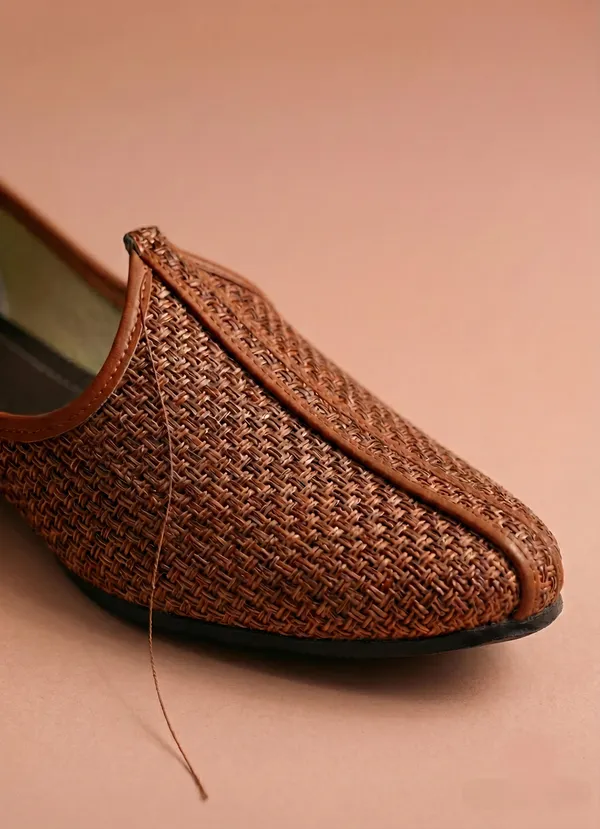 Vestra_Aura_ELITE_Mojaris_For_Men