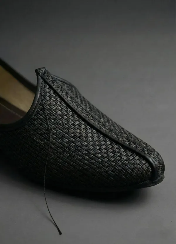 Vestra_Aura_ELITE_Mojaris_For_Men