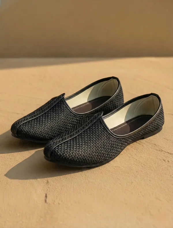 Vestra_Aura_ELITE_Mojaris_For_Men