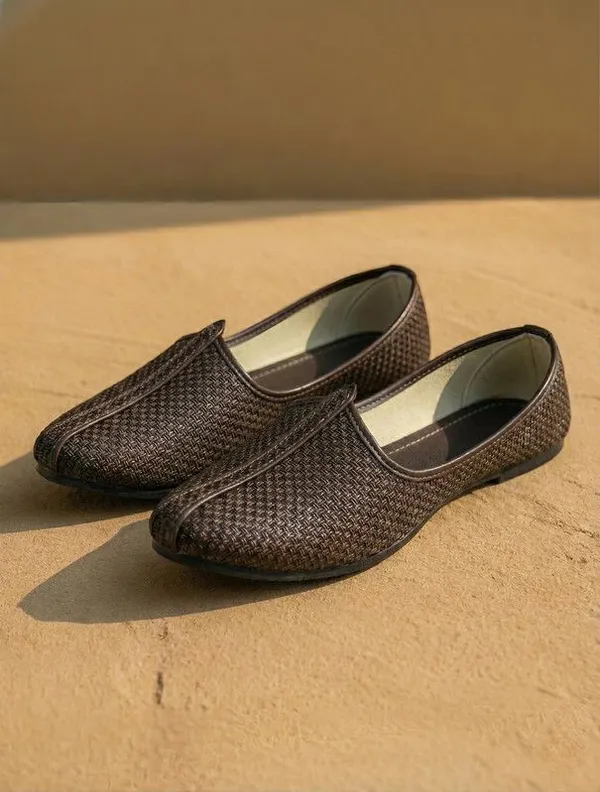 Vestra_Aura_Mojaris_For_Men