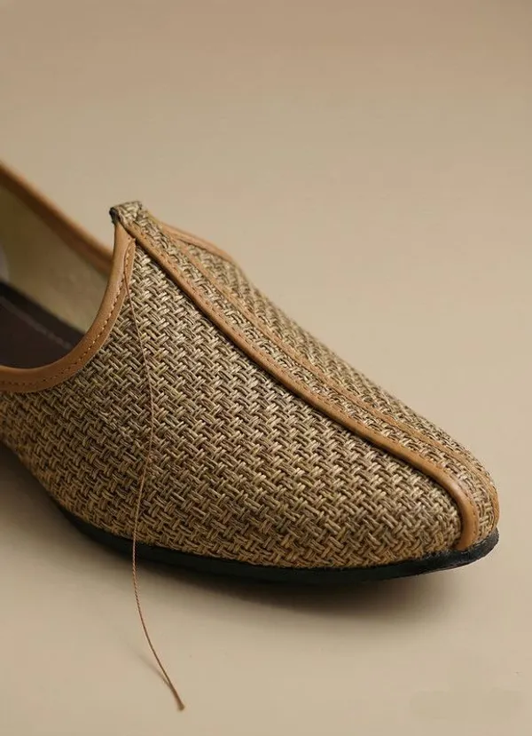 Vestra_Aura_Mojaris_For_Men