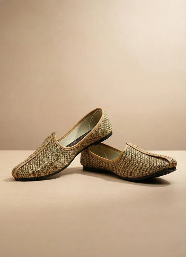 Vestra_Aura_Mojaris_For_Men