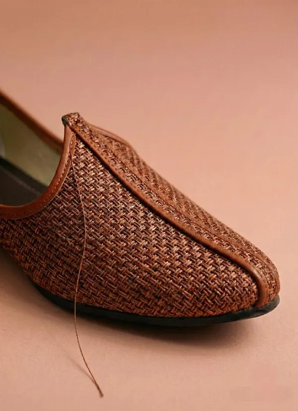 Vestra_Aura_Mojaris_For_Men
