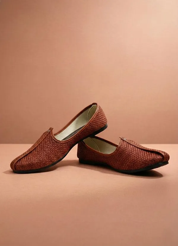 Vestra_Aura_Mojaris_For_Men