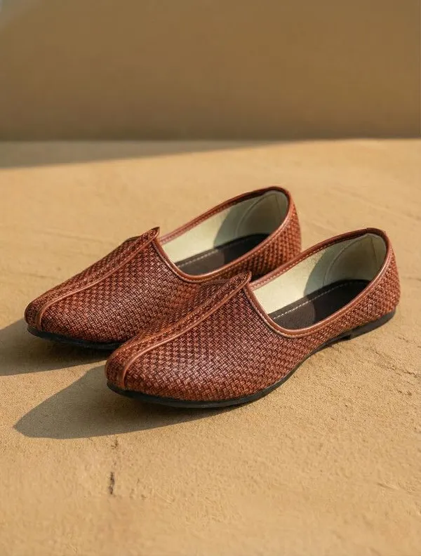 Vestra_Aura_Mojaris_For_Men