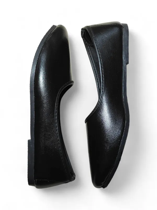 GOL_JALSA_Ethnic_shoe