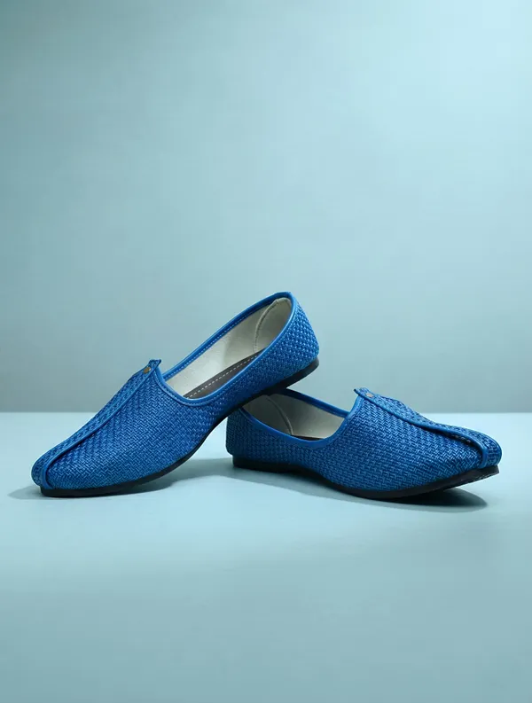 ELITE_Ethnic_shoe