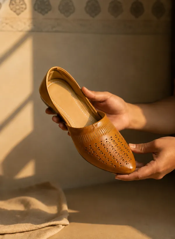 Y_Ethnic_Shoe