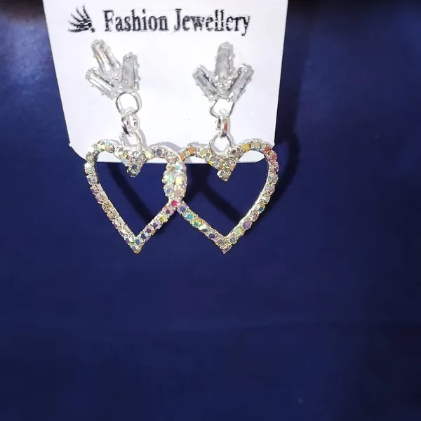 Silver_Tone_Rhinestone_Heart_Drop_Earrings_for_Women