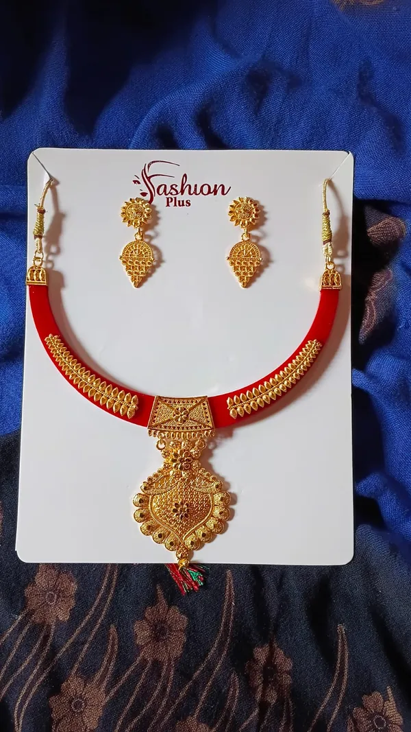 Red_Gold-Tone_Ethnic_Necklace_Set_for_Women