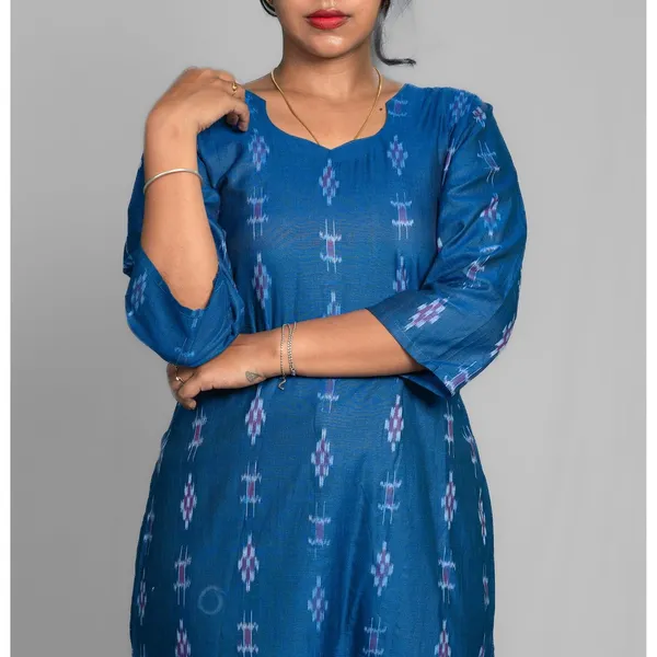 Women_S_Cotton_Ikat_Print_Kurti