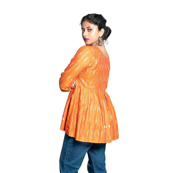 Women_S_Cotton_V_Neck_Kurti_With_3_4_Sleeves