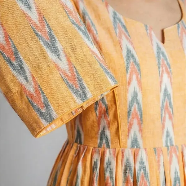 Women_S_Cotton_Ikat_Kurti