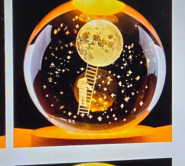 CRISTAL_BALL