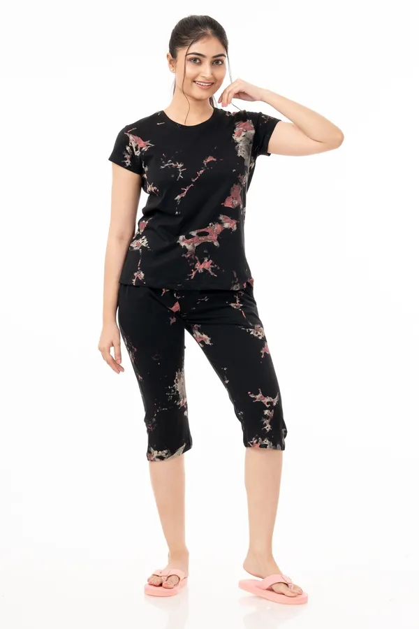 Black_Floral_Print_Relaxed_Fit_Lounge_Set_for_Women