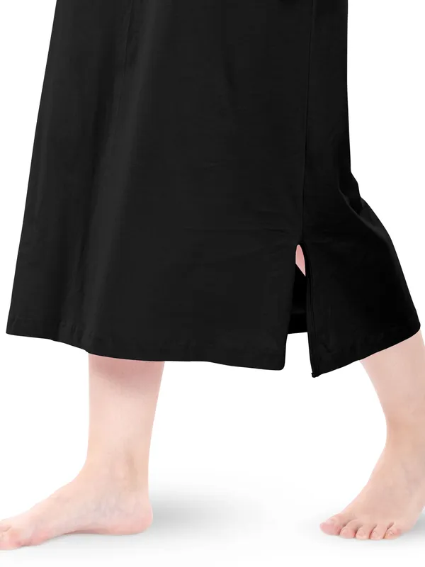 Black_Satin_Sleeveless_Nightdress_for_Women