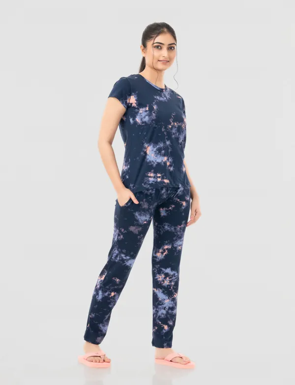 Navy_Printed_Activewear_Set_for_Women