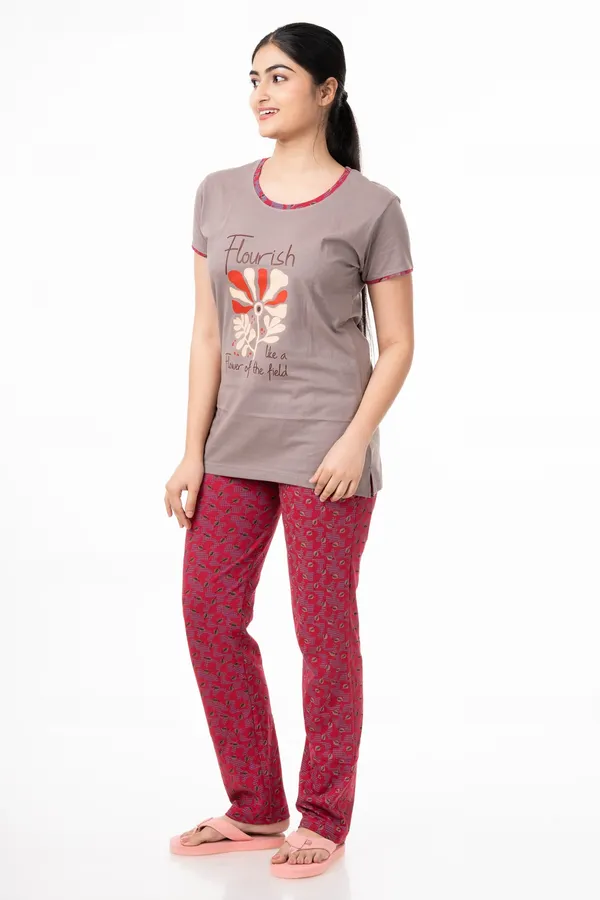 Grey_Printed_Regular_Fit_Sleepwear_Set_For_Women