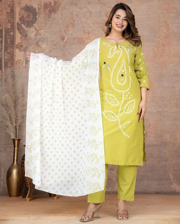 Green_Printed_Straight_Kurta_Set_for_Women