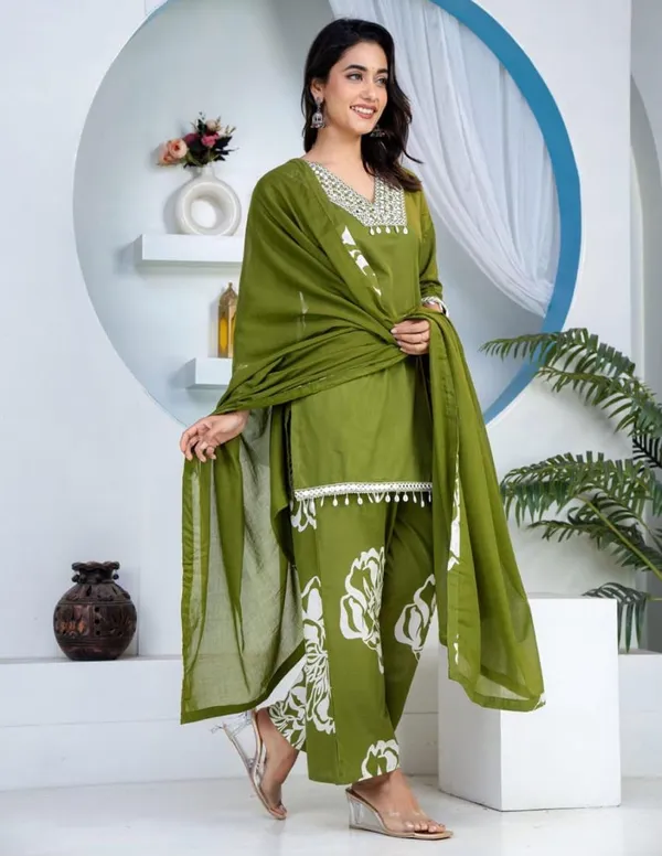 Olive_Green_Printed_Ethnic_Kurta_Set_for_Women