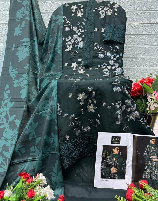 Designer_Heavy_embroidered_Pakistani_Suit_With_Sequence_Work