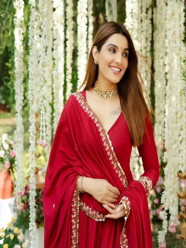 Red_Georgette_Embroidered_Anarkali_Kurta_Set_For_Women