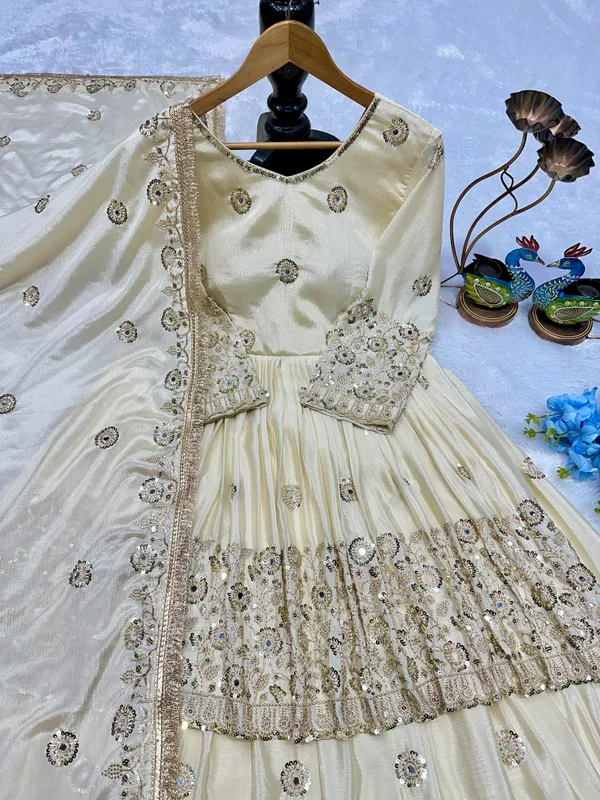 Cream_Georgette_Embroidered_Anarkali_Suit_With_Dupatta_For_Women