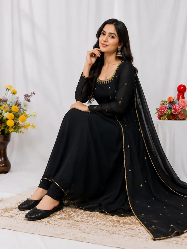 Black_Georgette_Anarkali_Kurta_Set_For_Women
