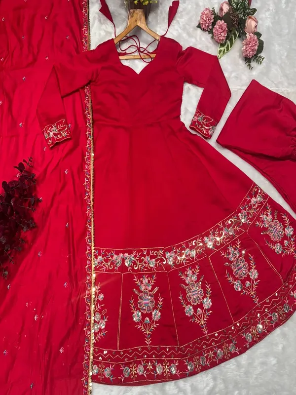 Red_Georgette_Embroidered_Anarkali_Kurta_Set_For_Women