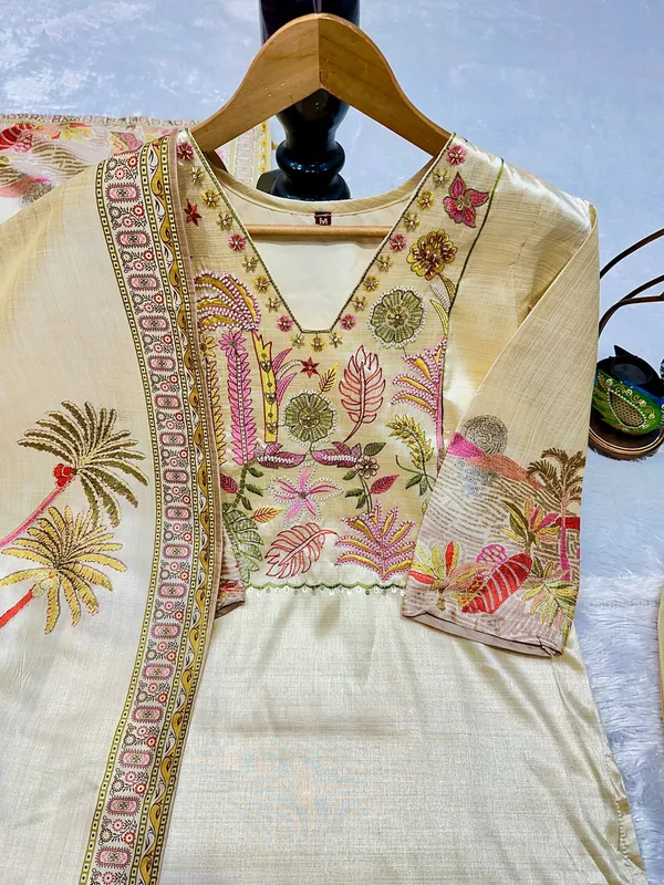 Cream_Georgette_Printed_Straight_Kurta_Set_For_Women