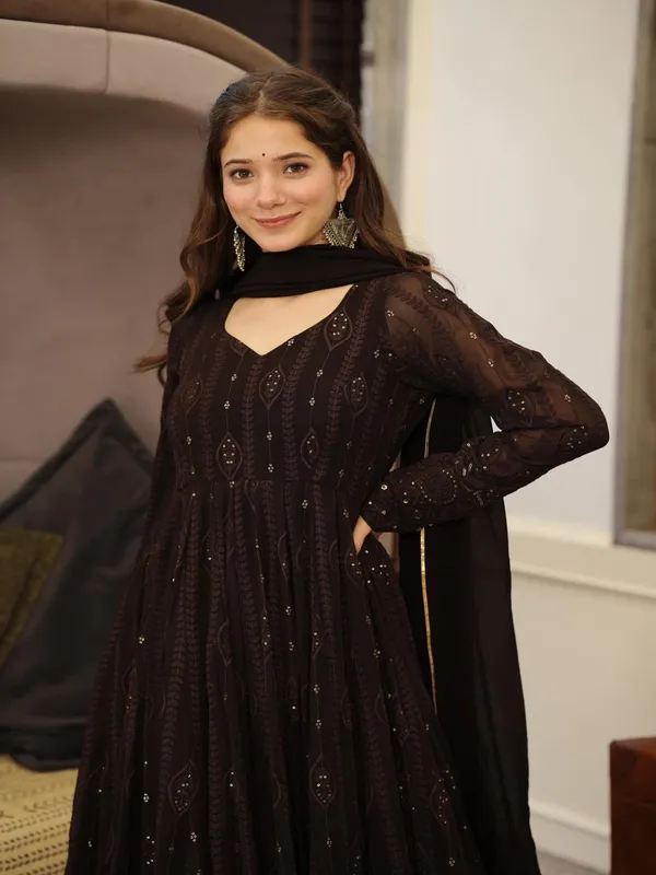 Black_Georgette_Embellished_Anarkali_Suit_Set_For_Women