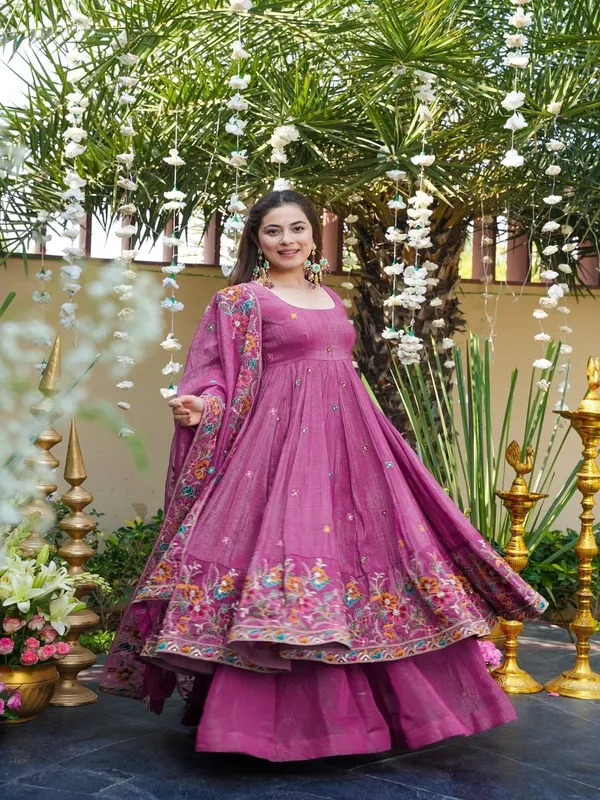 Magenta_Georgette_Embroidered_Anarkali_Suit_Set_For_Women