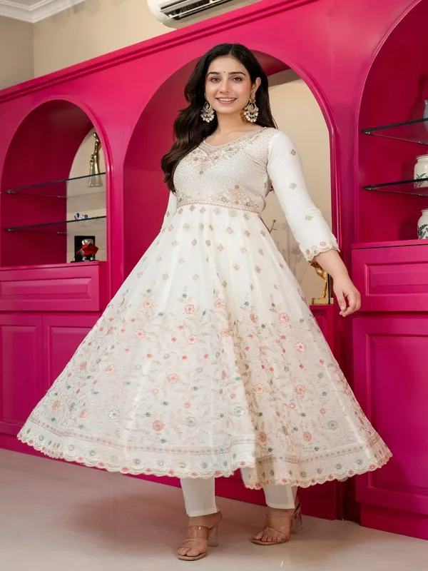 Ivory_Georgette_Embroidered_Anarkali_Kurta_Set_For_Women