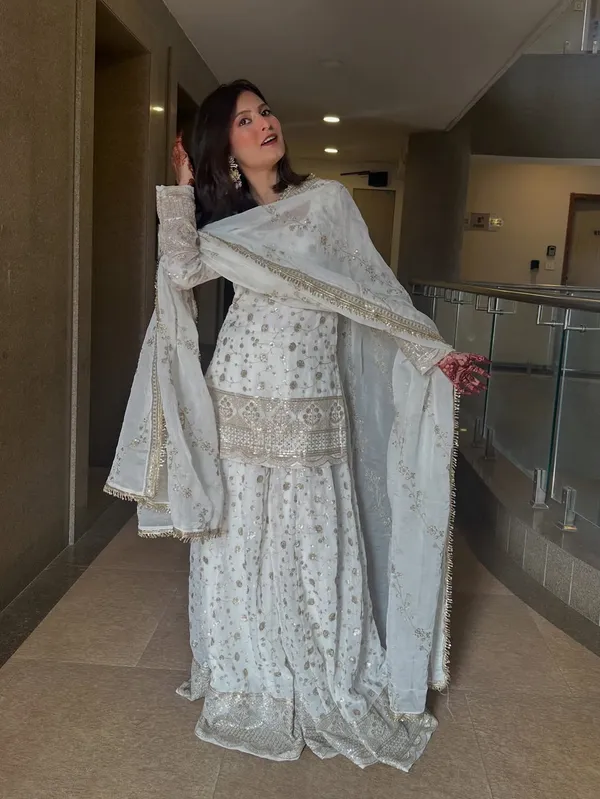 Ivory_Georgette_Embroidered_Anarkali_Kurta_Set_For_Women
