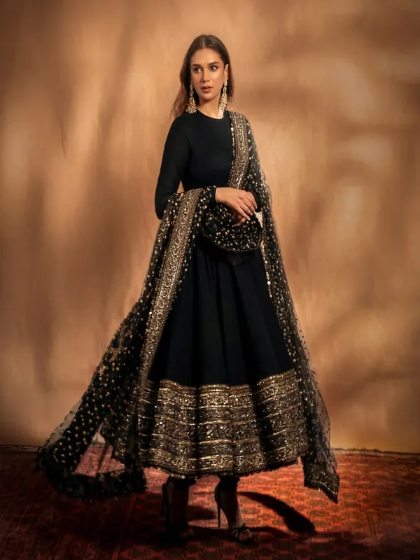 Black_Georgette_Embellished_Anarkali_Suit_For_Women