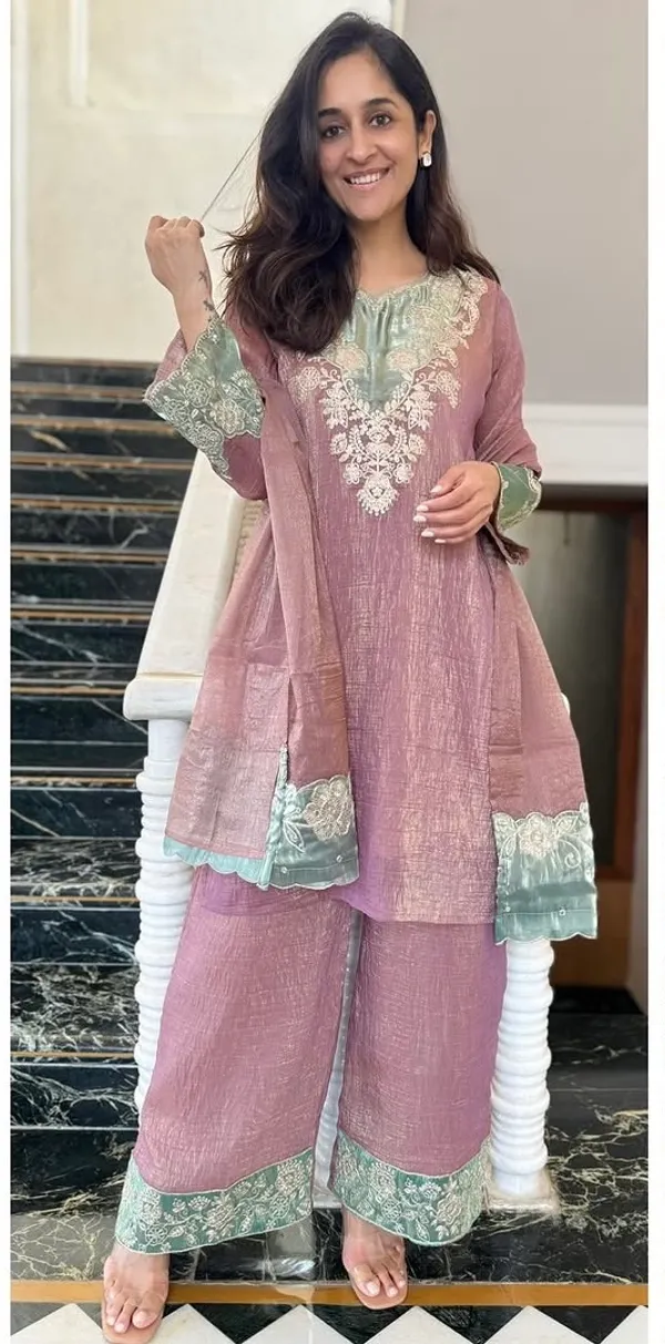 Pink_Georgette_Embroidered_Straight_Kurta_Set_For_Women