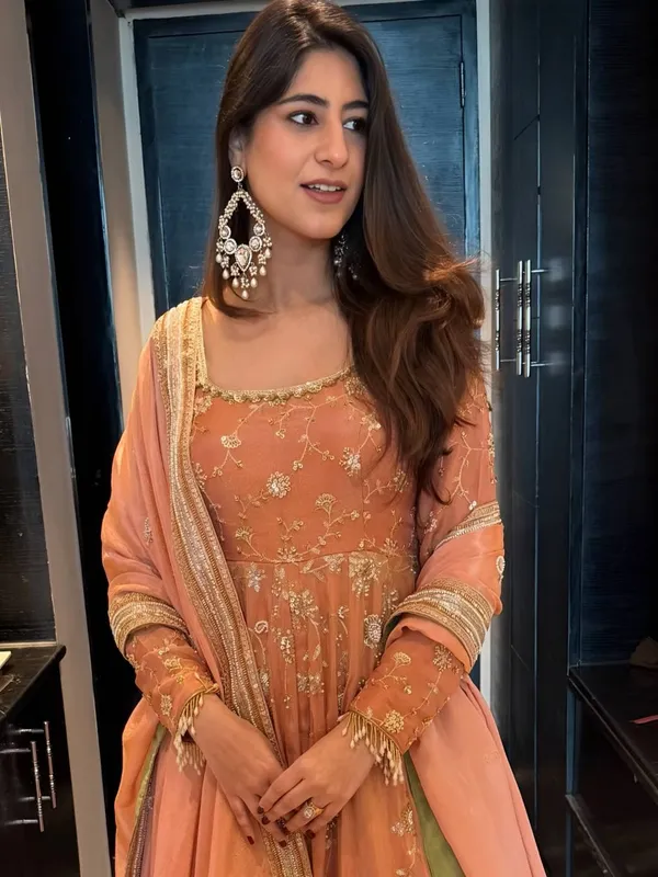 Peach_Georgette_Anarkali_Suit_Set_With_Dupatta_For_Women