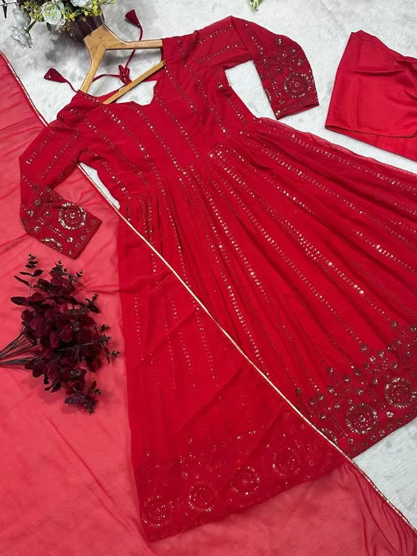 Red_Georgette_Embellished_Anarkali_Kurta_Set_For_Women
