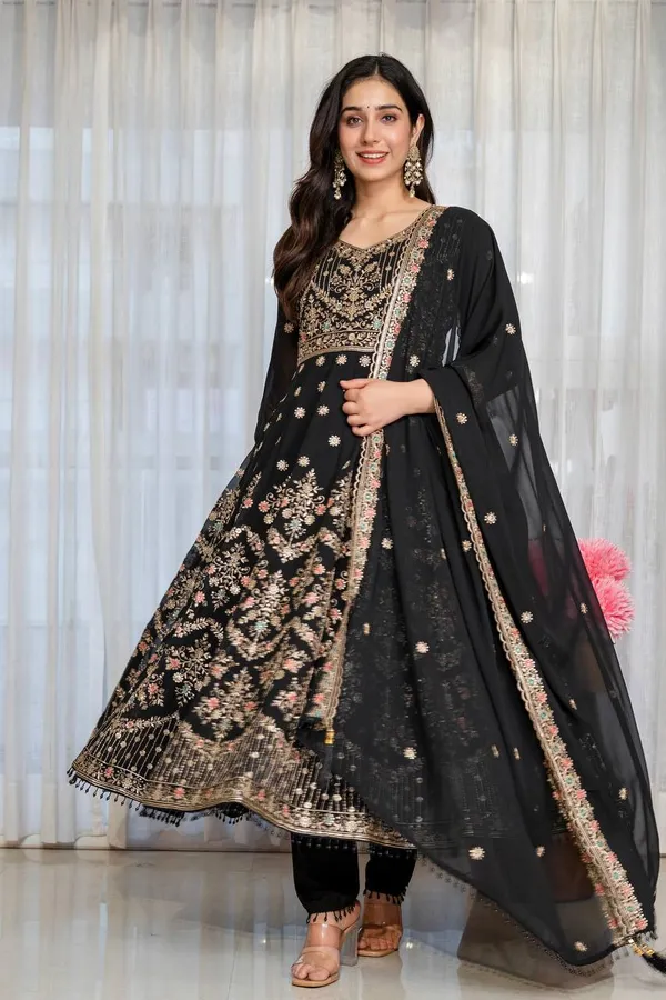 Black_Georgette_Embroidered_Anarkali_Kurta_Set_For_Women