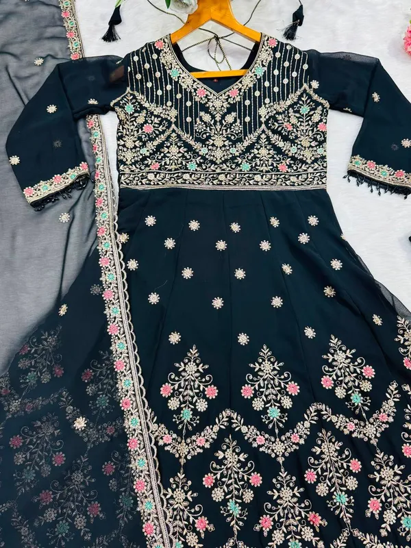 Black_Georgette_Embroidered_Anarkali_Kurta_Set_For_Women