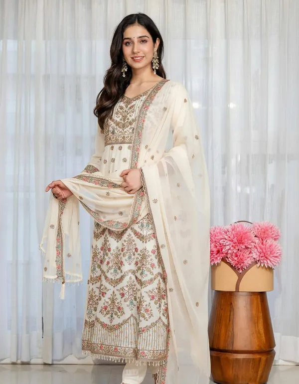 Off_White_Georgette_Embroidered_Anarkali_Kurta_Set_For_Women