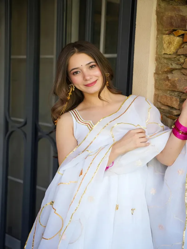 White_Georgette_Embellished_Anarkali_Suit_With_Bottom_Dupatta_For_Women