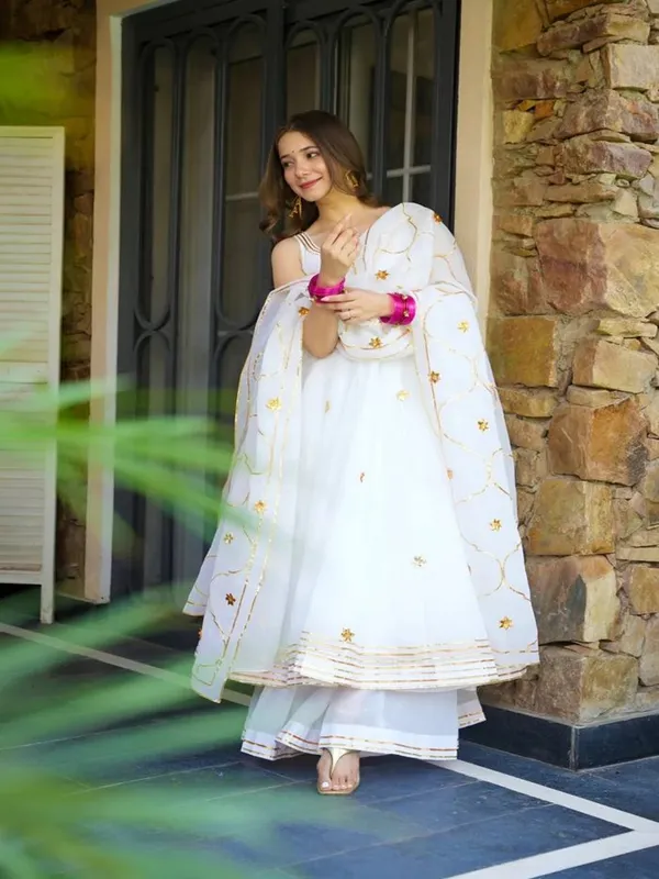 White_Georgette_Embellished_Anarkali_Suit_With_Bottom_Dupatta_For_Women