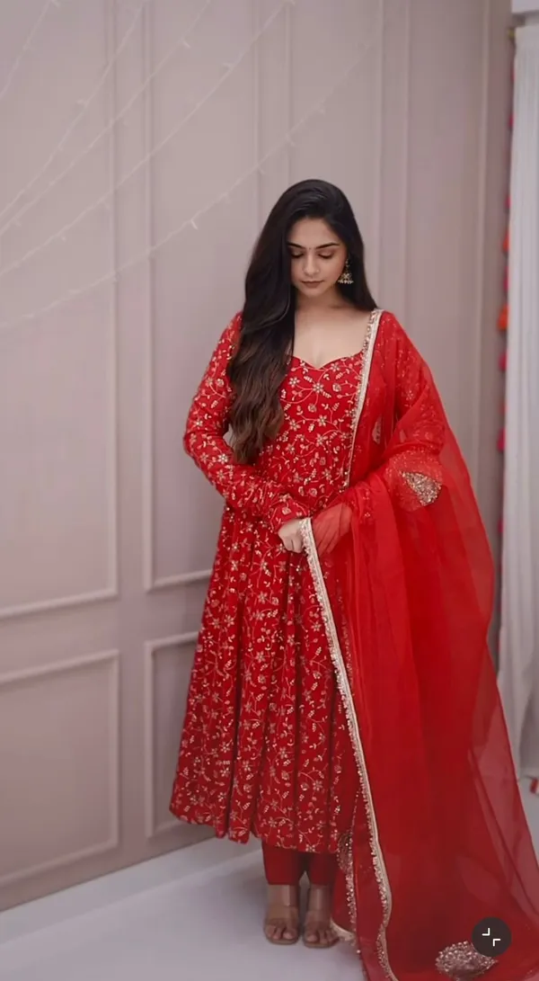 Red_Georgette_Embroidered_Anarkali_Suit_Set_For_Women