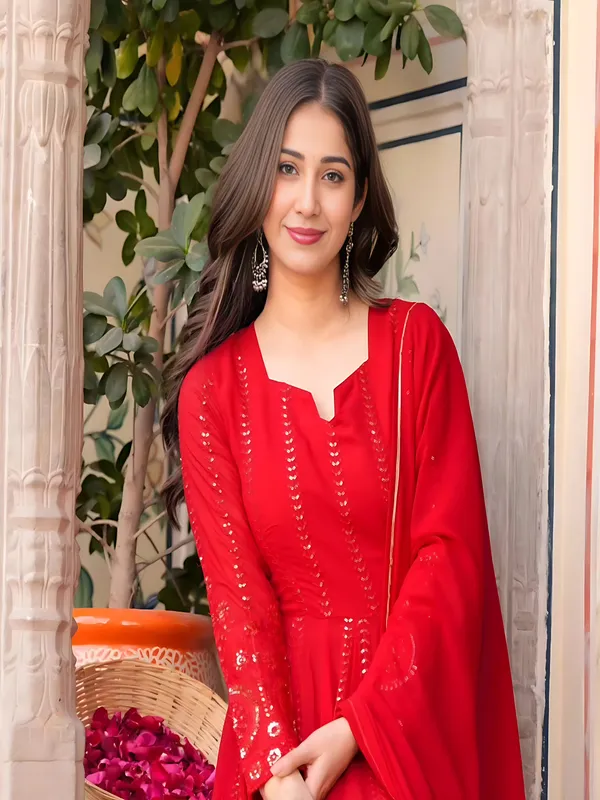 Red_Georgette_Embellished_Anarkali_Kurta_Set_For_Women