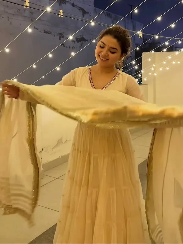 Cream_Georgette_Embellished_Anarkali_Suit_With_Dupatta_For_Women