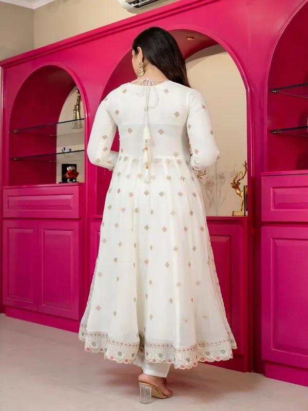 Ivory_Georgette_Embroidered_Anarkali_Kurta_Set_For_Women
